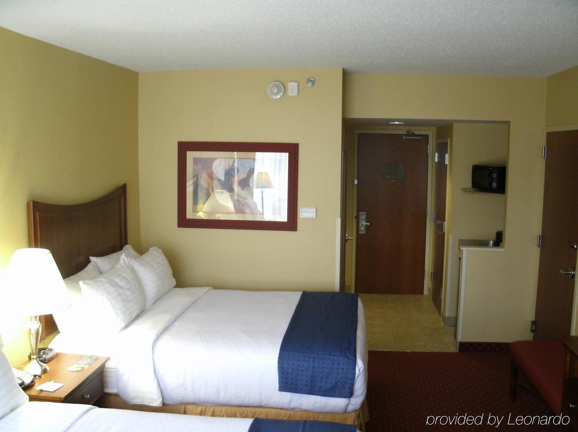 Holiday Inn Rocky Mount I-95 @ Us 64 By Ihg מראה חיצוני תמונה