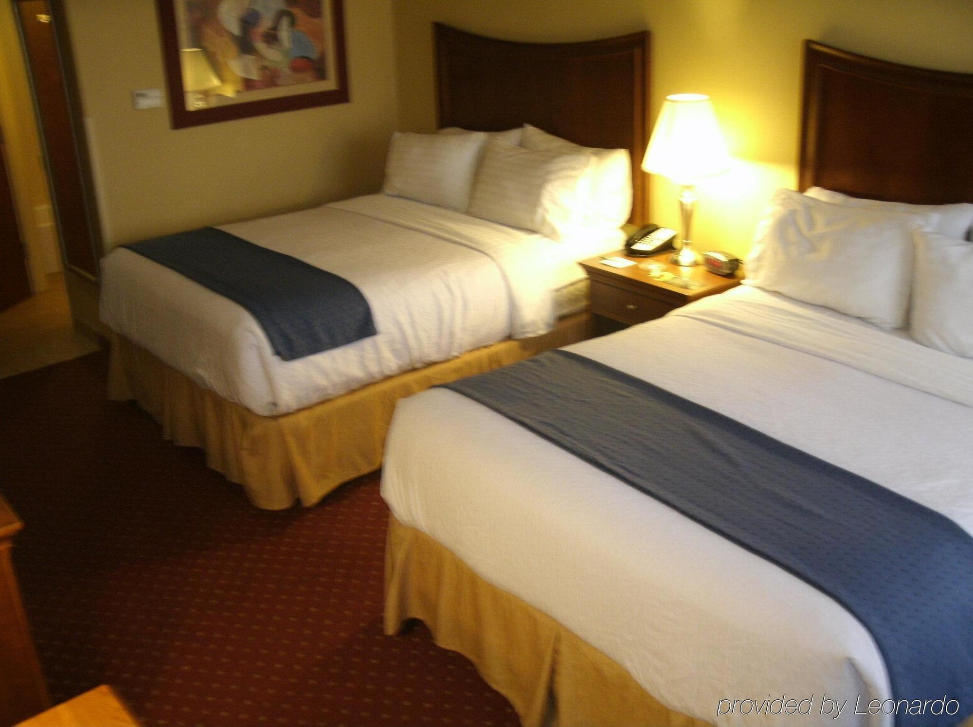 Holiday Inn Rocky Mount I-95 @ Us 64 By Ihg מראה חיצוני תמונה